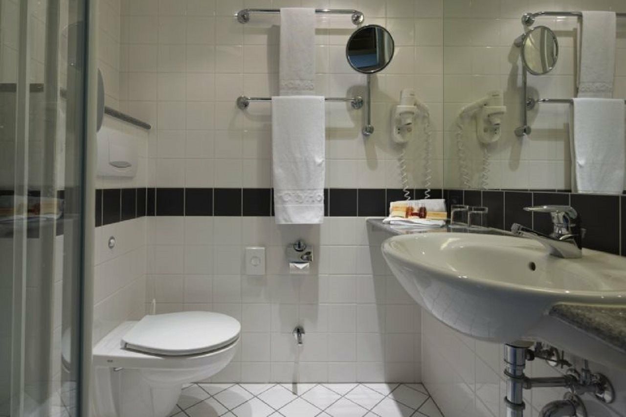 Hotel Intercityhotel 4*